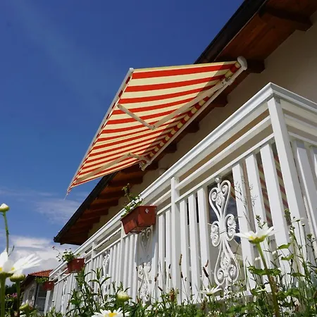 4 Villa *