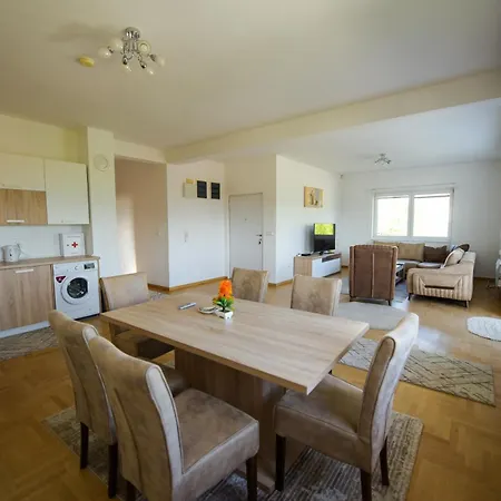 4 Villa